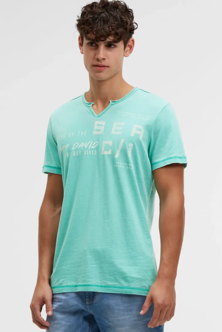 Ausbrenner-Shirt mit Used Look und Label Prints island green