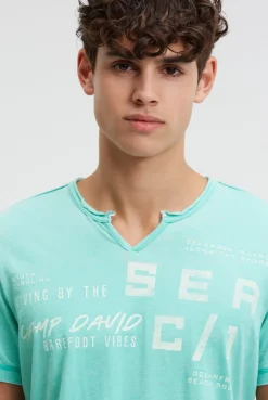 Ausbrenner-Shirt mit Used Look und Label Prints island green