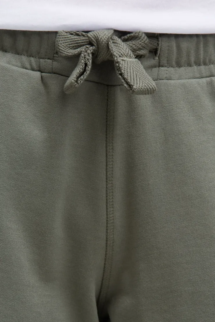 Basic Sweatshorts mit Logo Print faded olive | XXL