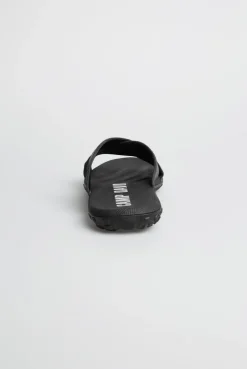 Beach Slipper mit Label Prints black