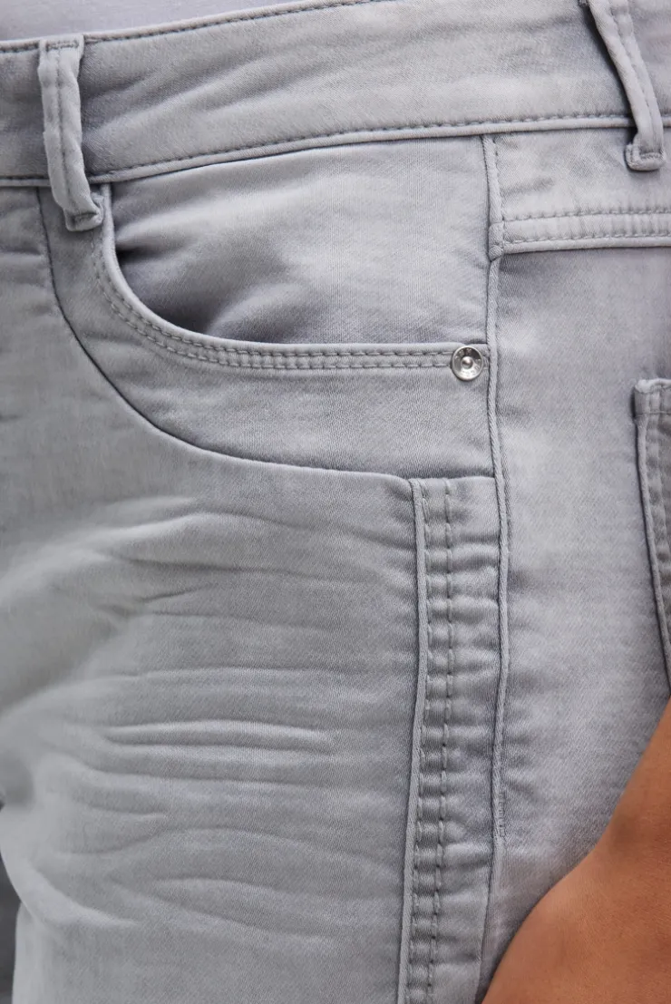Capri Jeans CH:AR Comfort Fit light grey printed jogg