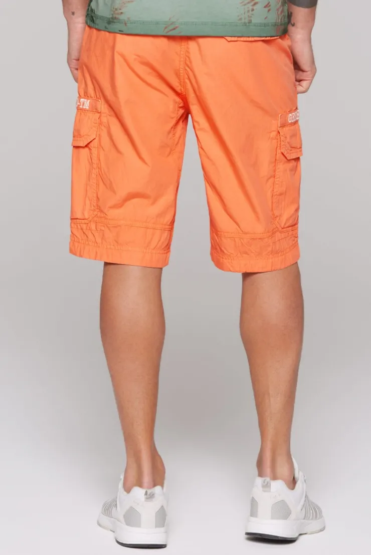 Cargo Shorts mit tonigen Tapes und Stickereien sunstone