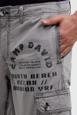 Cargo Shorts mit vielen Label Prints grey blue