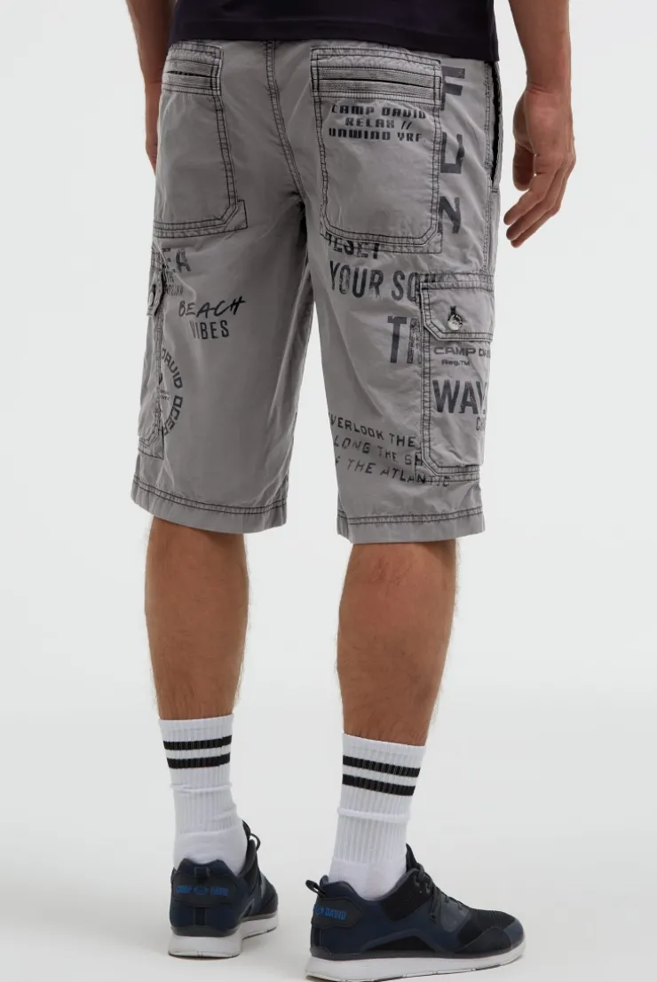 Cargo Shorts mit vielen Label Prints grey blue