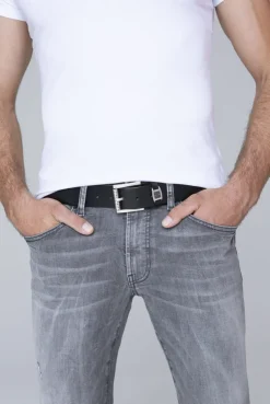 Gürtel aus Leder mit Metall-Logo black