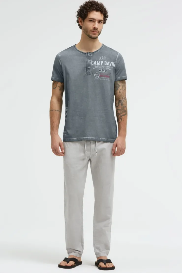 Henley-Shirt Oil Dyed mit Label Prints green shadow