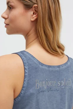 Henley-Top Oil Dyed mit Rückenprint soft azure