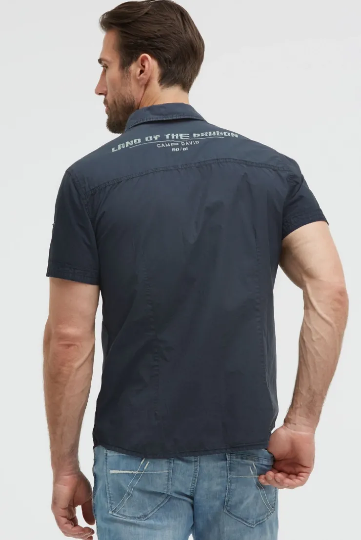 Kurzarmhemd mit Brusttaschen und Backprint faded navy