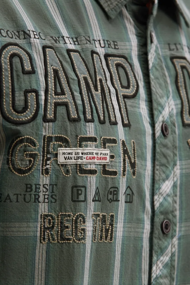 Kurzarm Karohemd mit Logo-Applikationen dusty green
