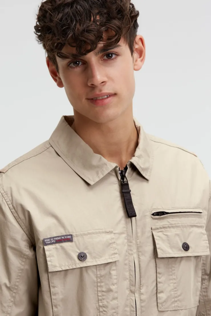 Leichte Kurzjacke im Utility-Stil mit Paper-Coating sand