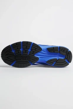 Leichter Sneaker im Knit-Design mit Rubber Artwork strong blue