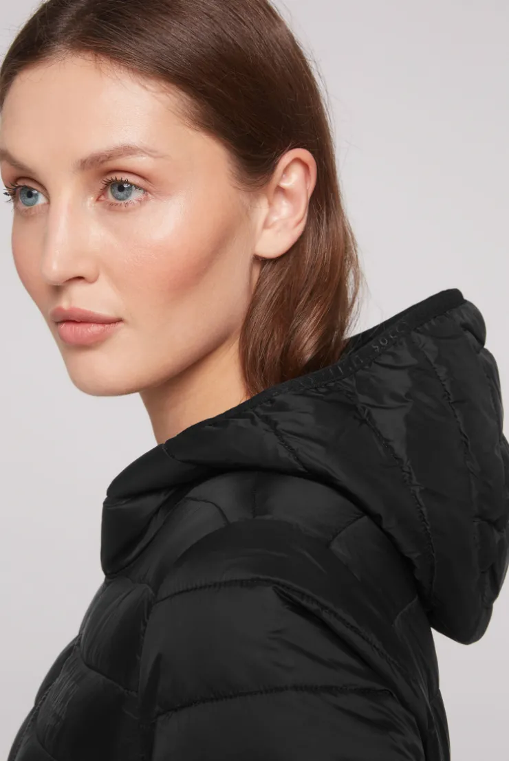 Leichte Steppjacke mit Kapuze black