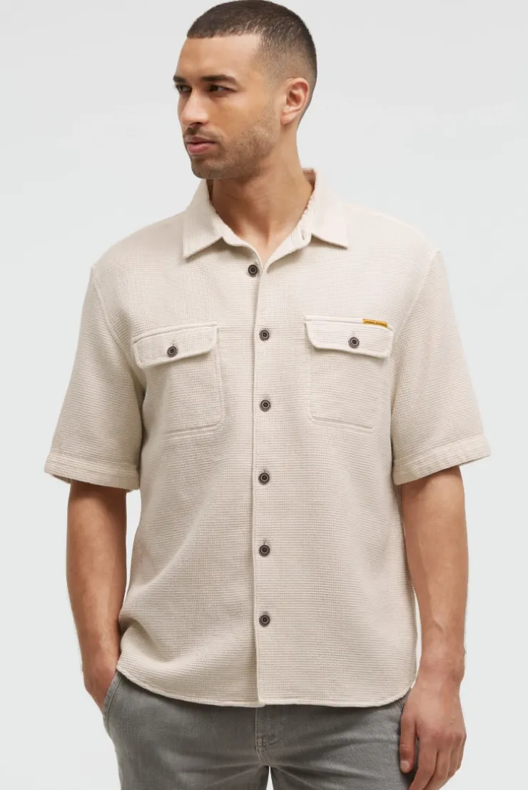 Overshirt mit Wabenstruktur und Klappentaschen kitt