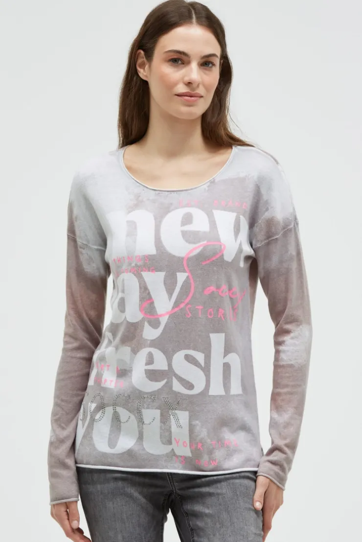 Pullover mit All Over Print und Schmucksteinen fresh grey