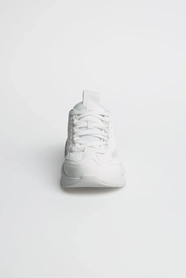 Slip On Sneaker im tonigen Materialmix white