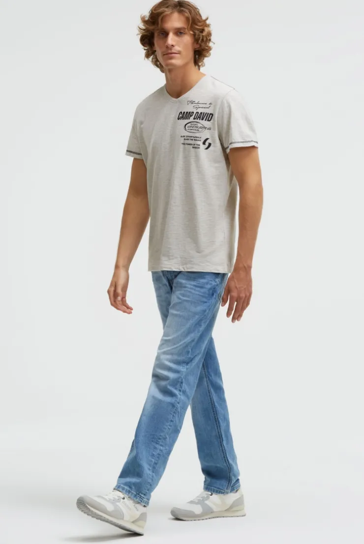 T-Shirt V-Neck mit Slub Stripes und Prints ivory