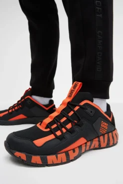 Urban Running Sneaker mit Logo Design neon orange | 44