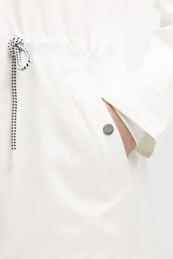 Wind- und Wetterjacke mit Kapuze ivory